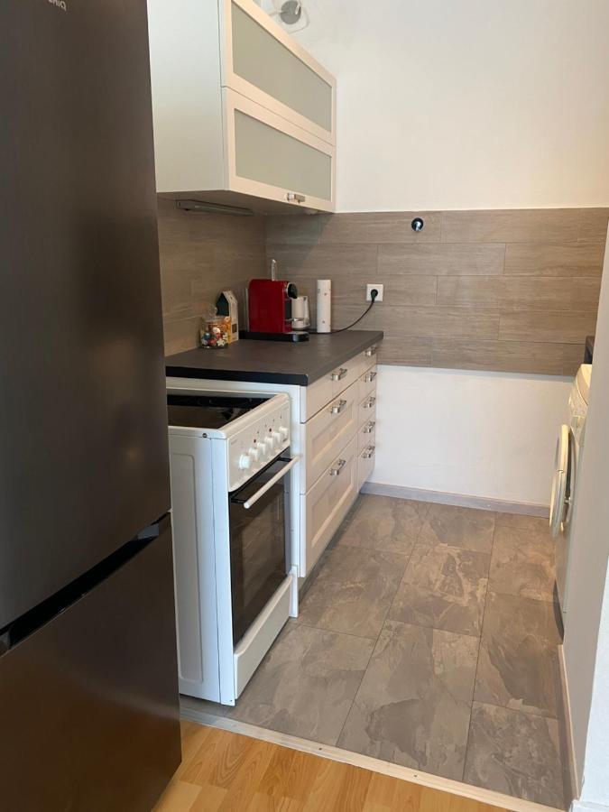 Wunderschone Zentrale Wohnung In 拉廷根 外观 照片